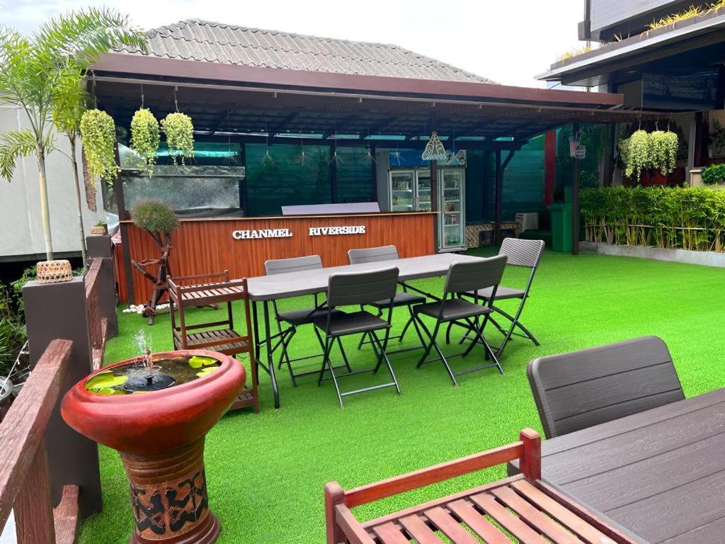 Chanmel Riverside Chanthaburi Exterior photo